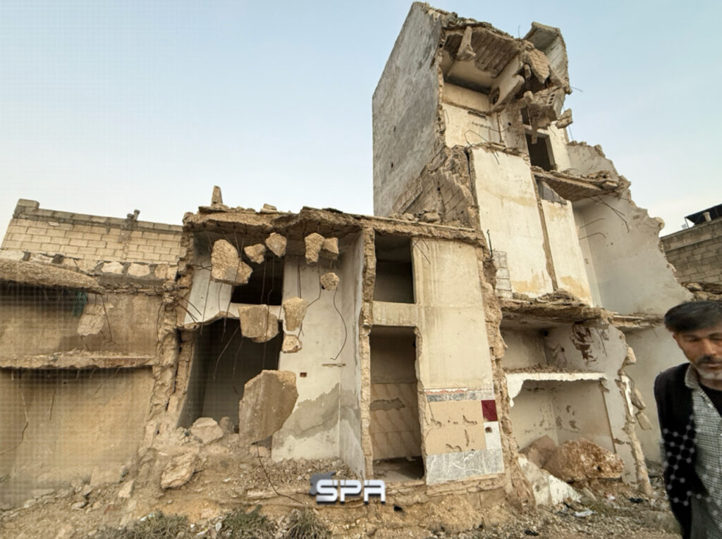 مباني مهدمة في حي الحيدرية تصوير: محمد ورد